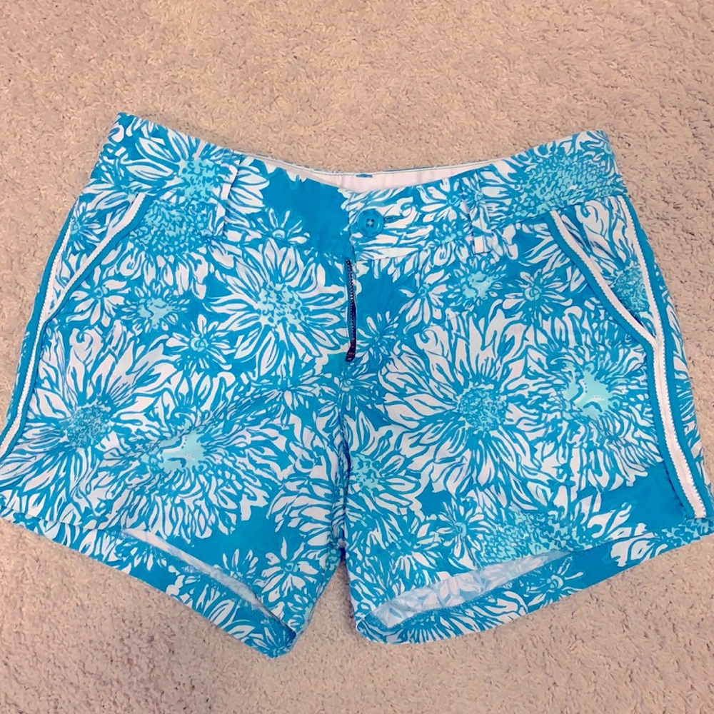 Lilly Pulitzer lion in the sun Callahan short